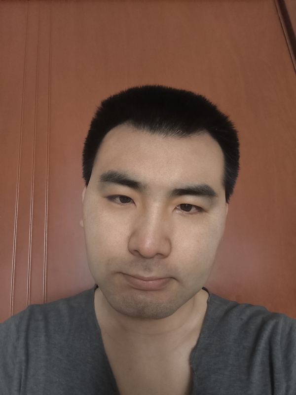 月沁星河的第一张照片--河北闪婚服务中心