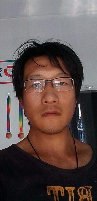 马尔克斯的第一张照片--河北闪婚服务中心